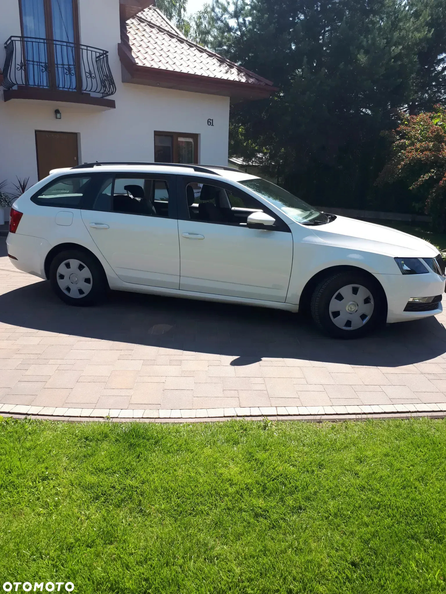 Skoda Octavia 1.6 TDI SCR Active - 4