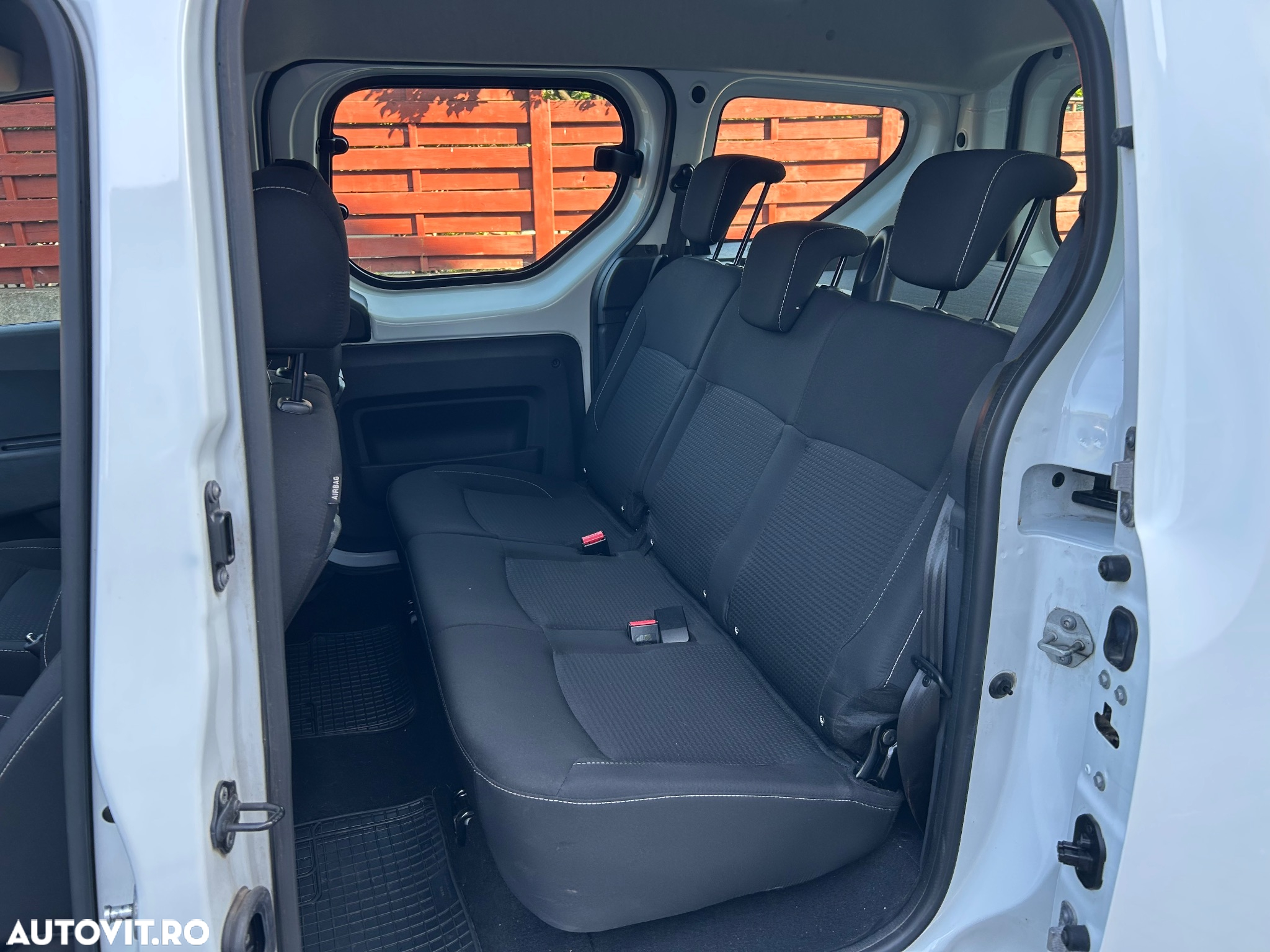 Dacia Dokker 1.5 Blue dCi Laureate - 17