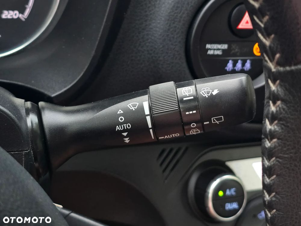 Toyota Yaris - 20