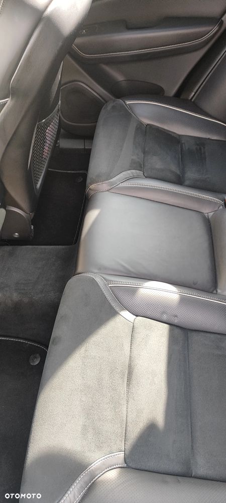 Volvo XC 60 D4 R-Design - 20