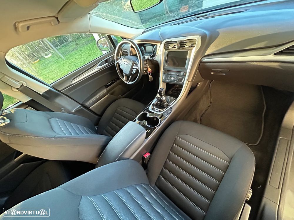 Ford Mondeo SW 1.5 TDCi Business Plus ECOnetic - 25