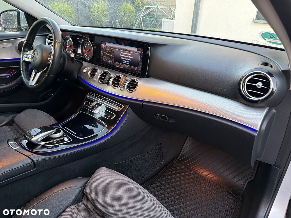 Mercedes-Benz Klasa E 220 d 9G-TRONIC Avantgarde - 6