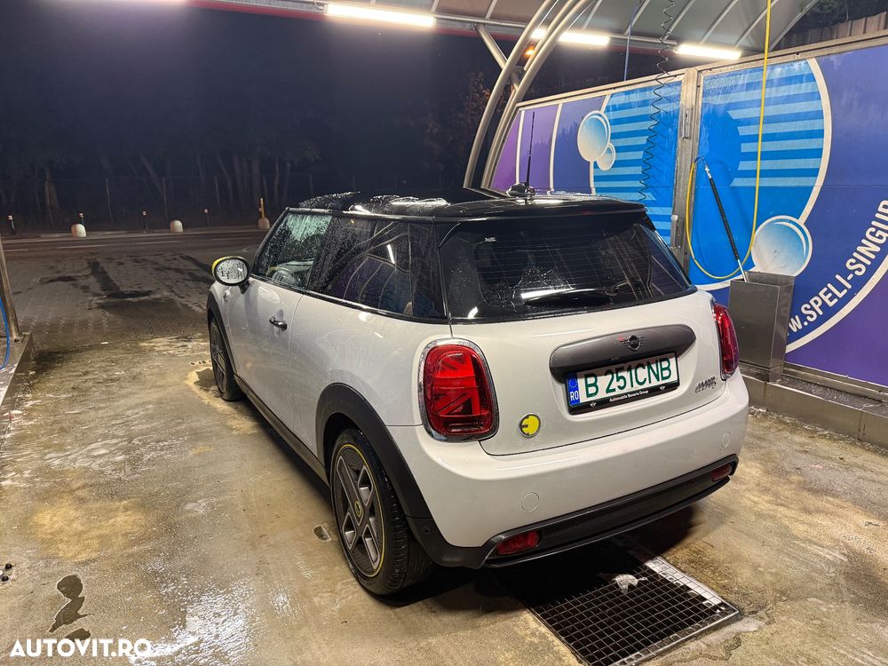 Mini Cooper SE Standard - 9