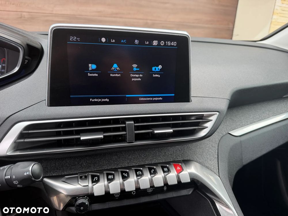 Peugeot 3008 - 23