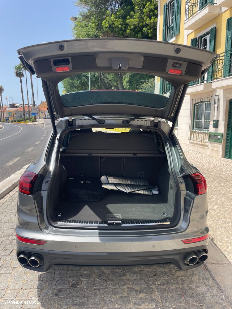 Porsche Cayenne S Tiptronic S - 20
