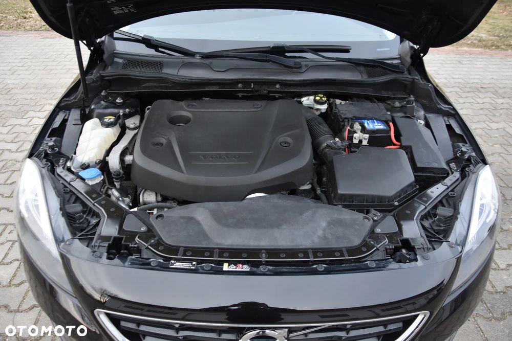 Volvo V40 - 19