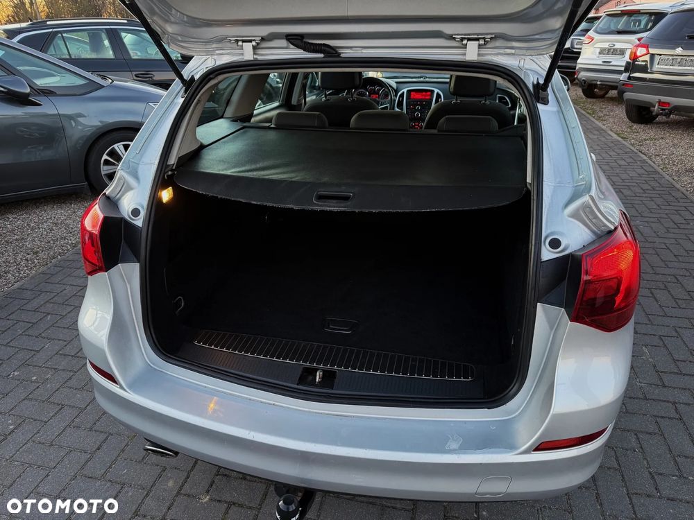 Opel Astra 1.4 Turbo Edition - 9