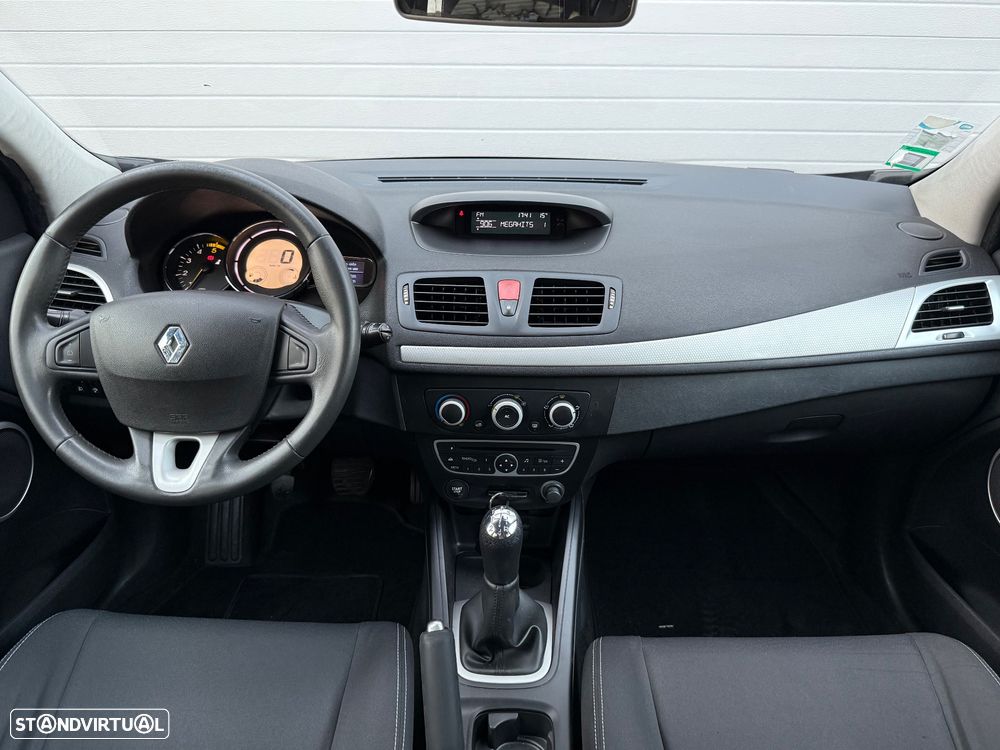 Renault Mégane Sport Tourer 1.5 dCi Dynamique - 6