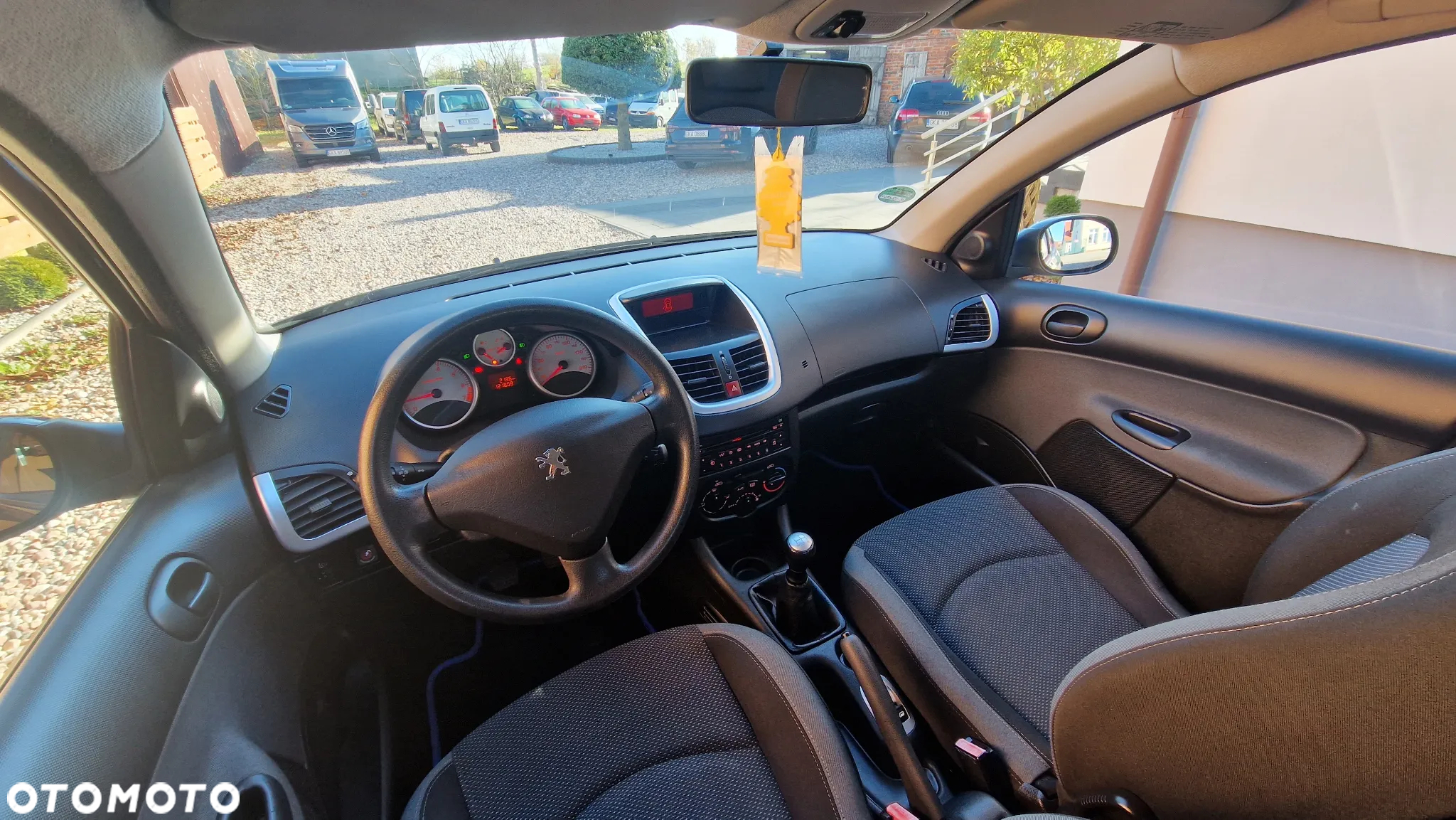 Peugeot 206 plus - 29