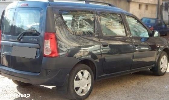 Dezmembrez Dacia Logan MCV 1.5 DCI din 2006 volan pe stanga - 1