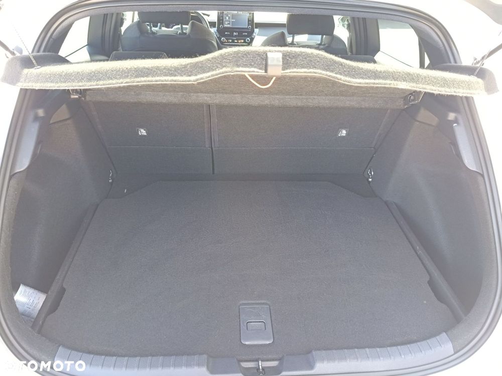 Toyota Corolla 2.0 Hybrid Comfort - 16