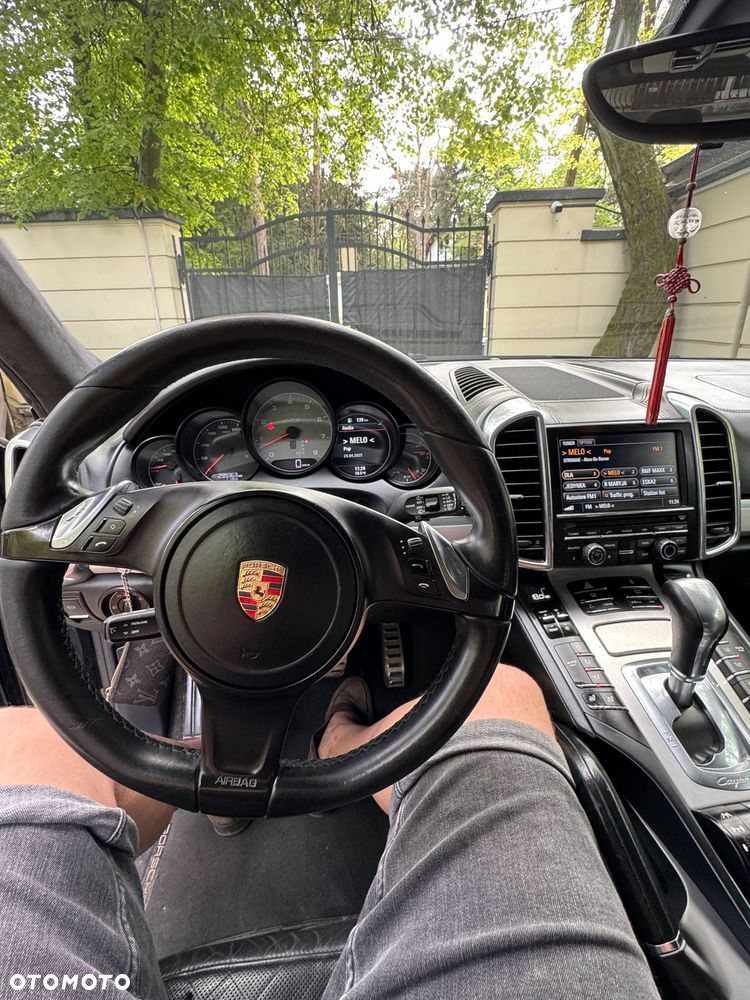 Porsche Cayenne GTS - 4