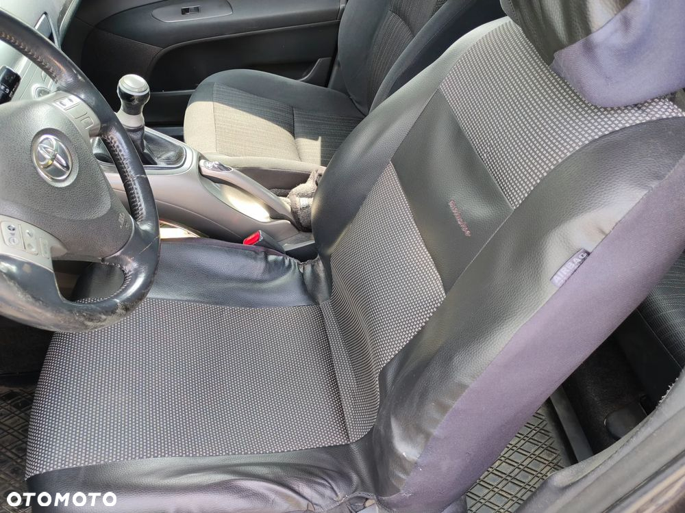 Toyota Auris - 15