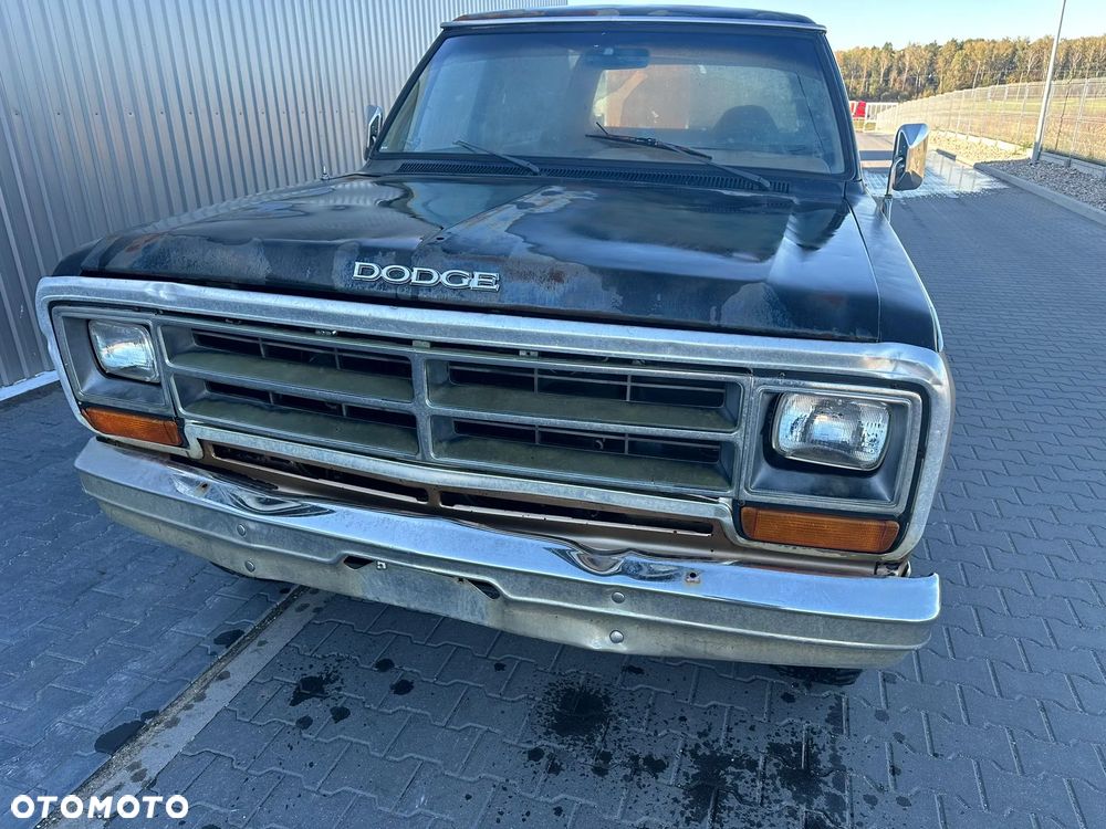 Dodge RAM - 4