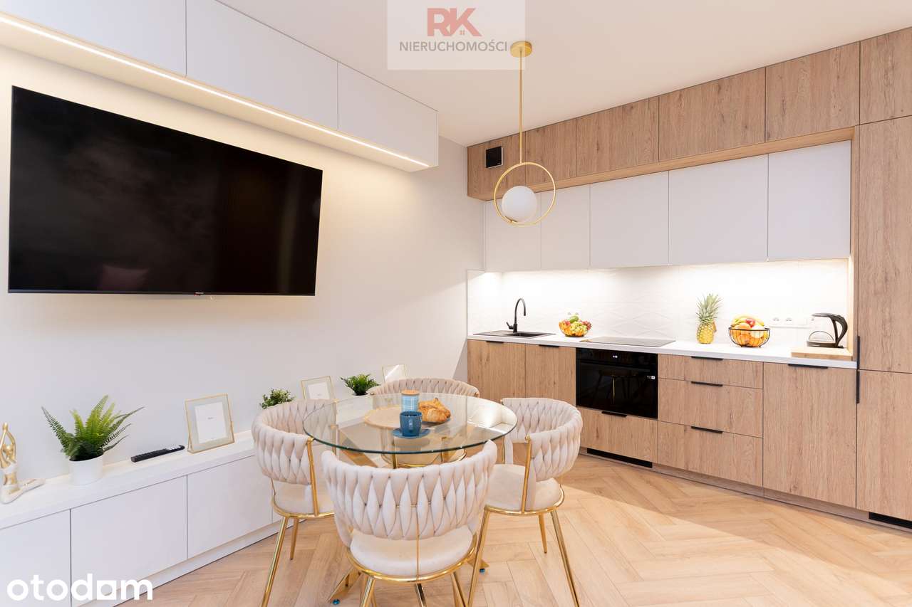 Do sprzedania Apartament (Centaurus, 2 pokoje, balkon, parking)