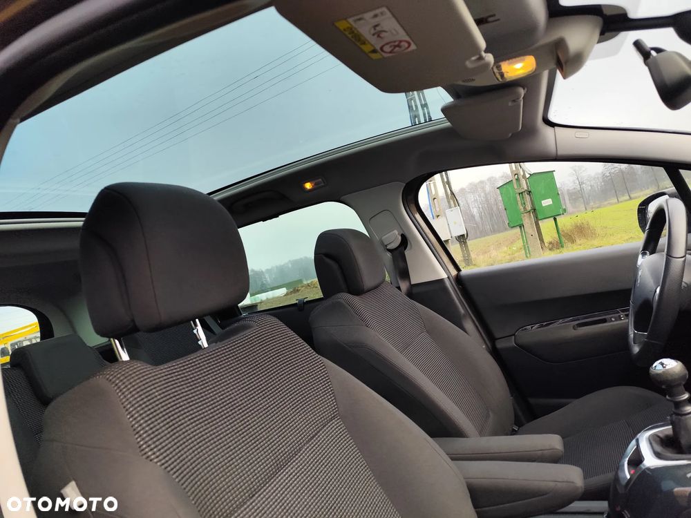 Peugeot 5008 HDI FAP 115 Business-Line - 11