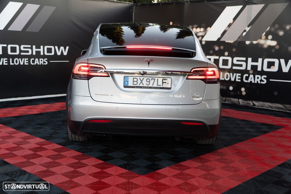 Tesla Model X 75D AWD - 4