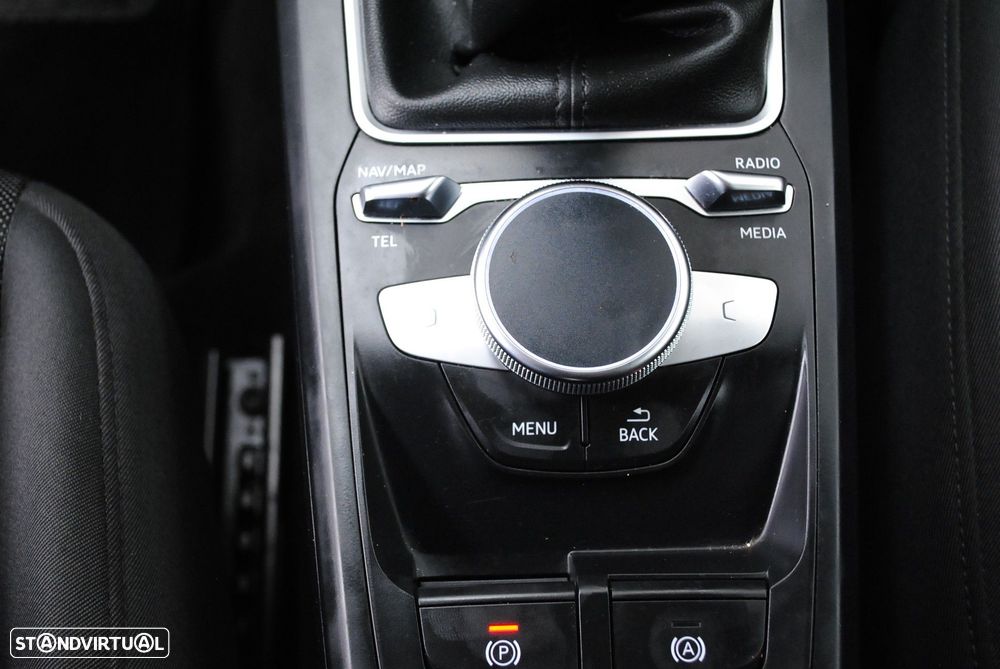 Audi Q2 30 TFSI - 21