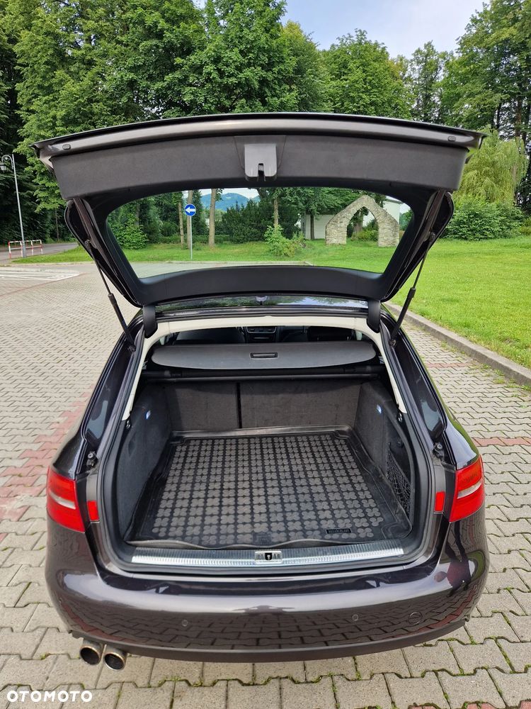 Audi A4 Avant 2.0 TDI - 16