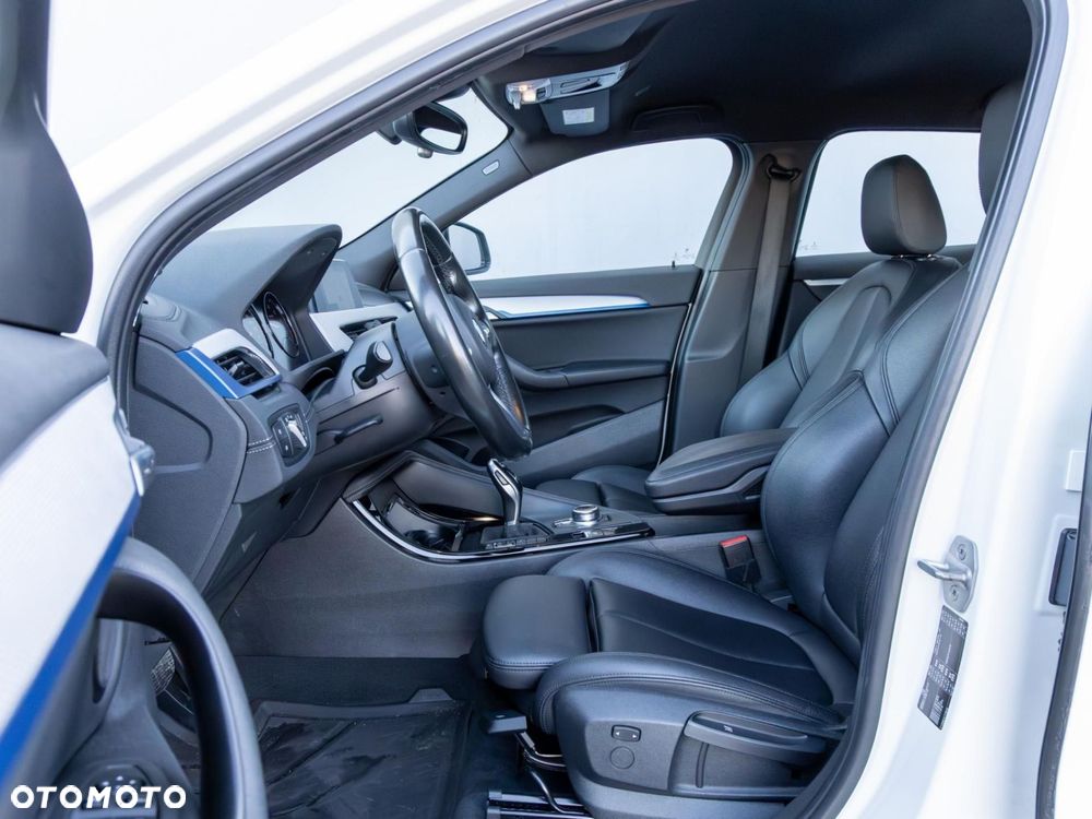 BMW X2 - 12