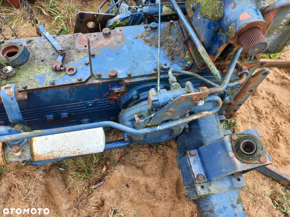 Części Same Centauro 75/Centurion/Mercury/Leopard most tylny,obudowa,skrzynia biegów 0.244.3110.0 zwolnica koło zębate wałek podnośnik widełki,obudowa - 8