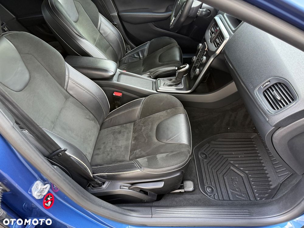 Volvo V40 D2 Drive-E Summum - 30