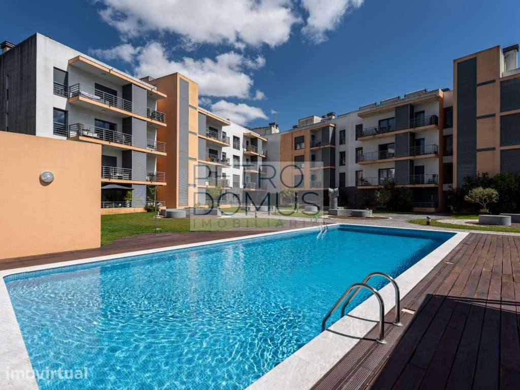 APARTAMENTO T2 EM CONDOMÍNIO PRIVADO COM PISCINA EM BENFICA - Grande imagem: 4/37