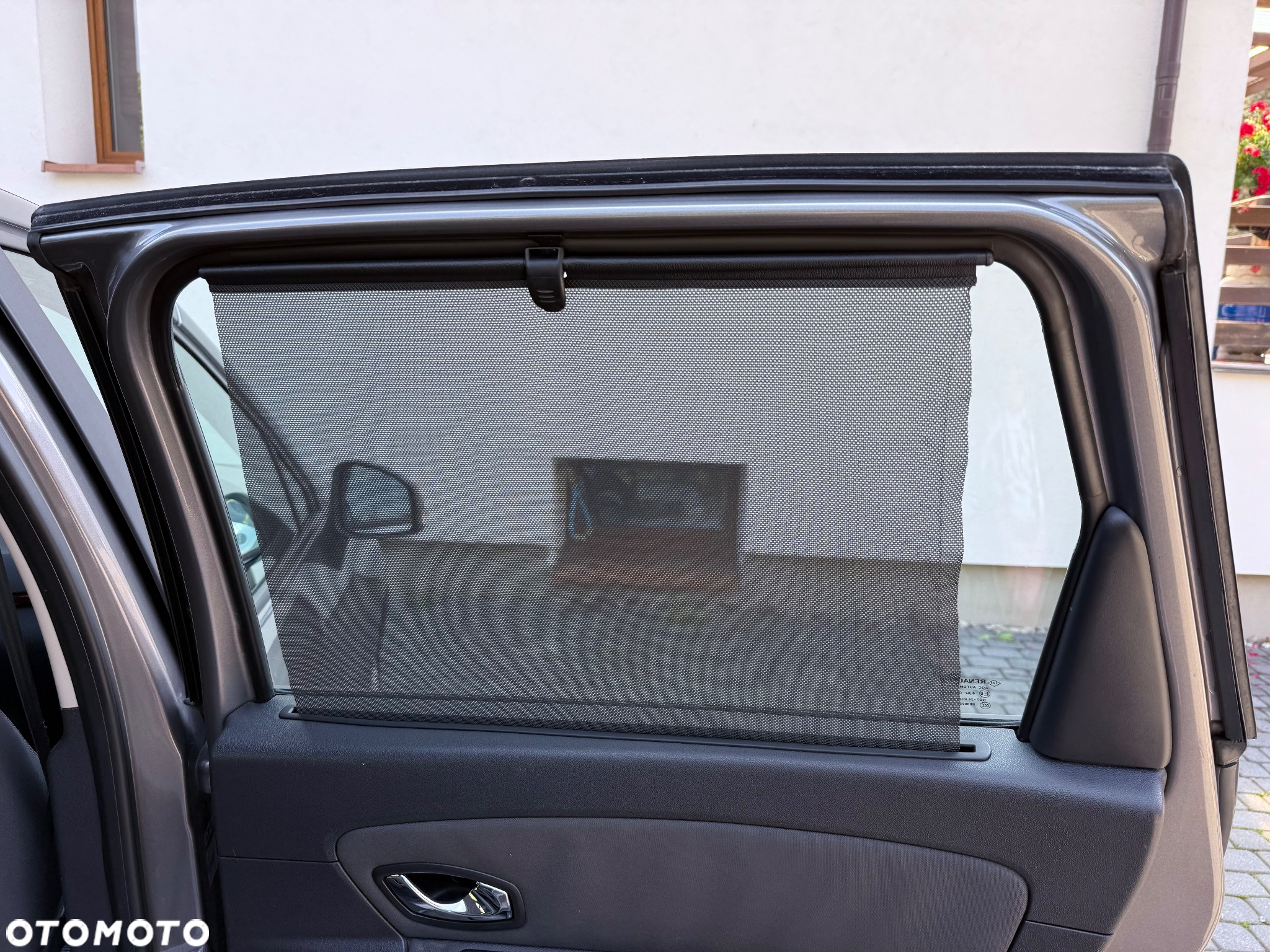 Renault Grand Scenic 1.6 16V 110 Paris - 30