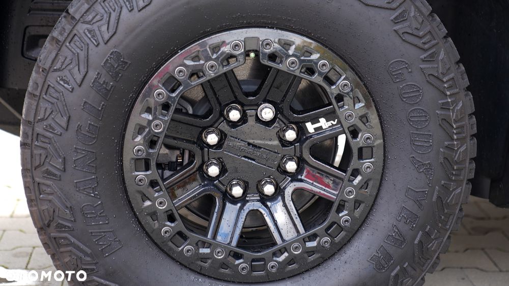 GMC Hummer - 18