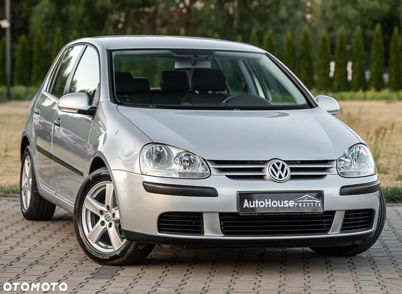 Volkswagen Golf - 1