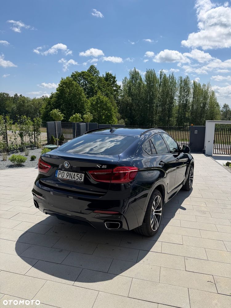 BMW X6 xDrive40d - 14