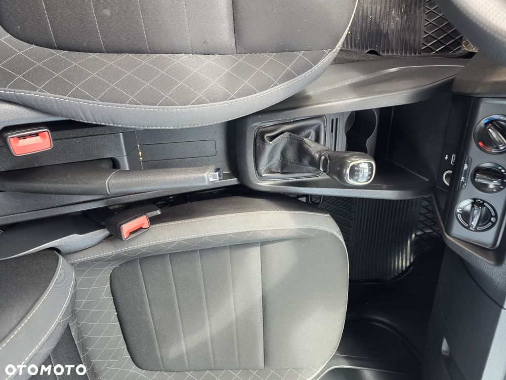 Skoda Fabia 1.0 Active - 9