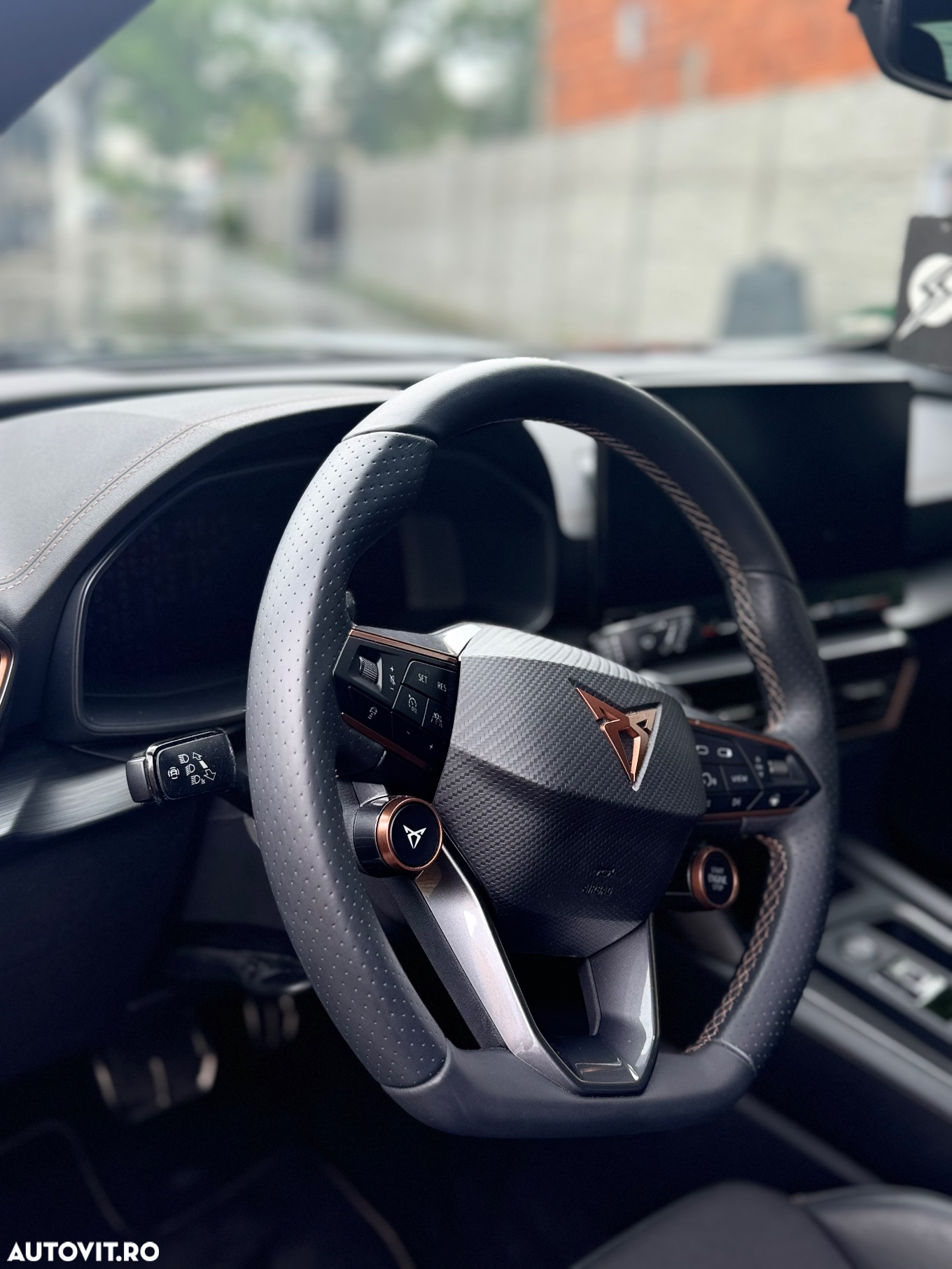 Cupra Formentor VZ 2.0 TSI 4DRIVE DSG - 35
