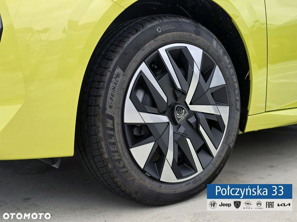 Peugeot 208 - 10