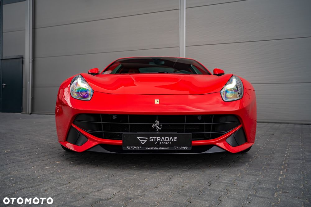 Ferrari F12berlinetta - 6