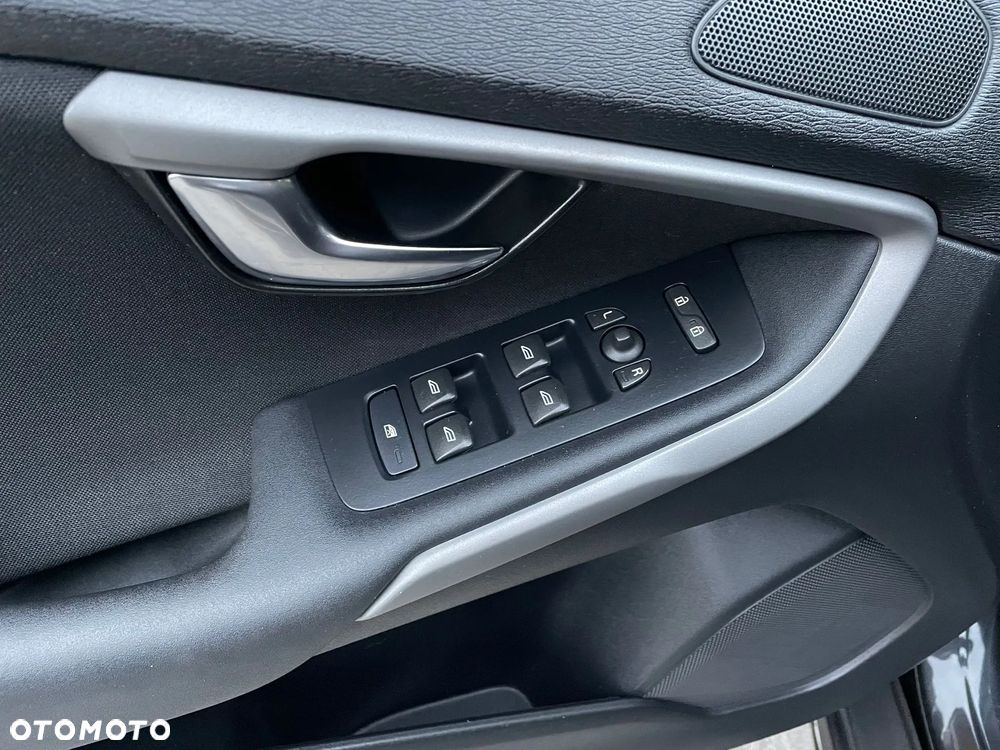 Volvo V40 Cross Country D2 Summum - 15