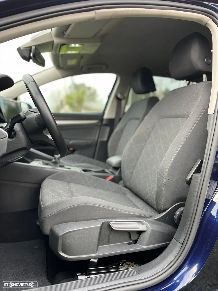 VW Golf 1.0 TSI R-Line - 9