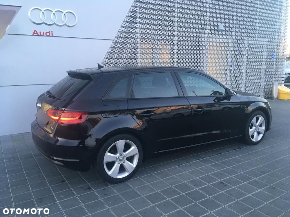Audi A3 Sportback 2013 photo 2