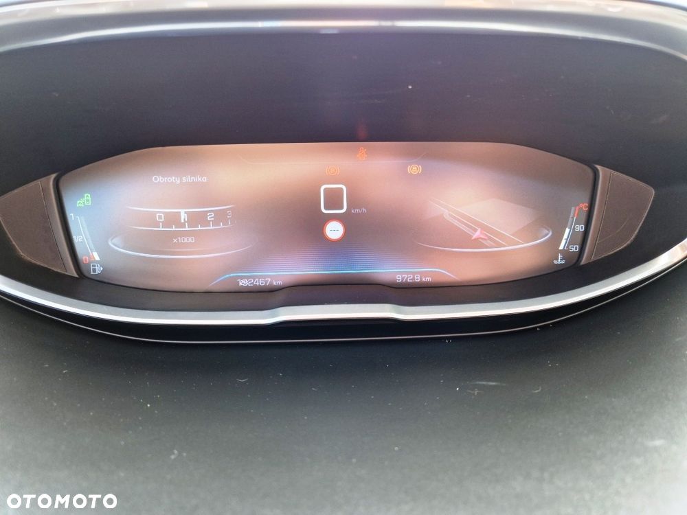 Peugeot 3008 PureTech 130 Stop & Start GPF Allure Business-Paket - 32