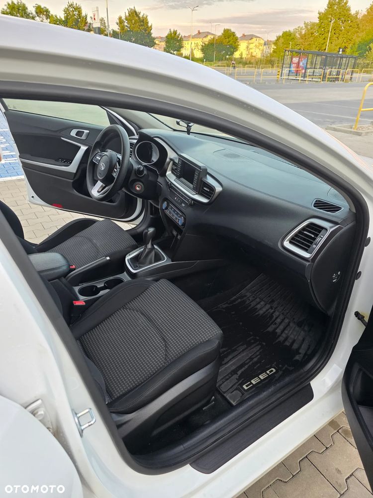Kia Ceed 1.4 M - 13