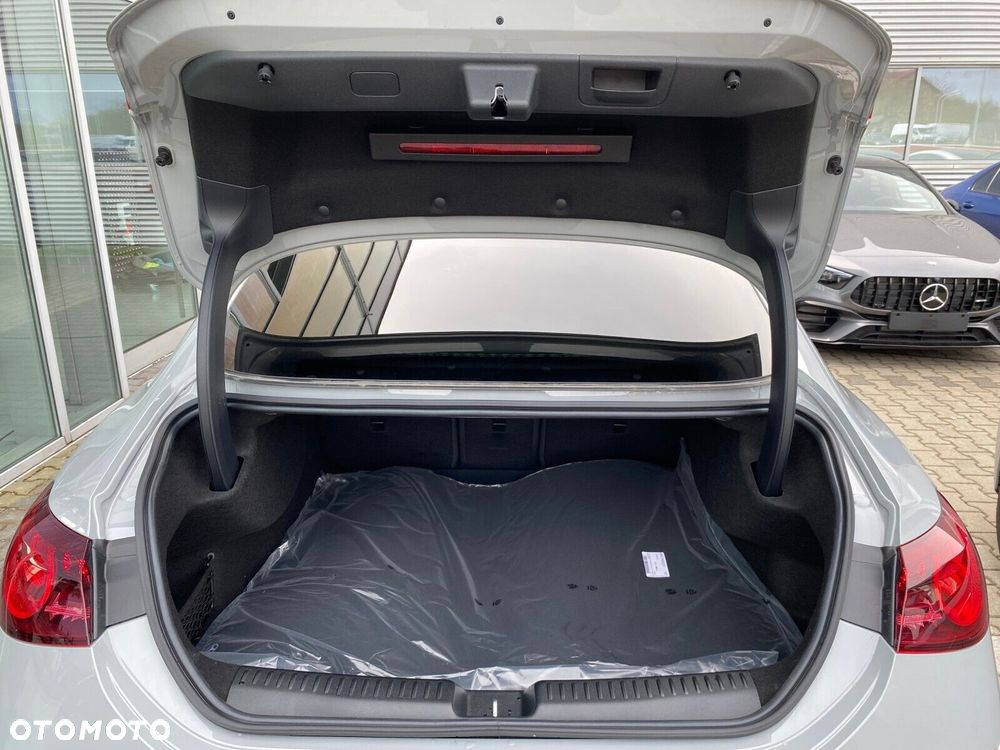 Mercedes-Benz CLA - 26