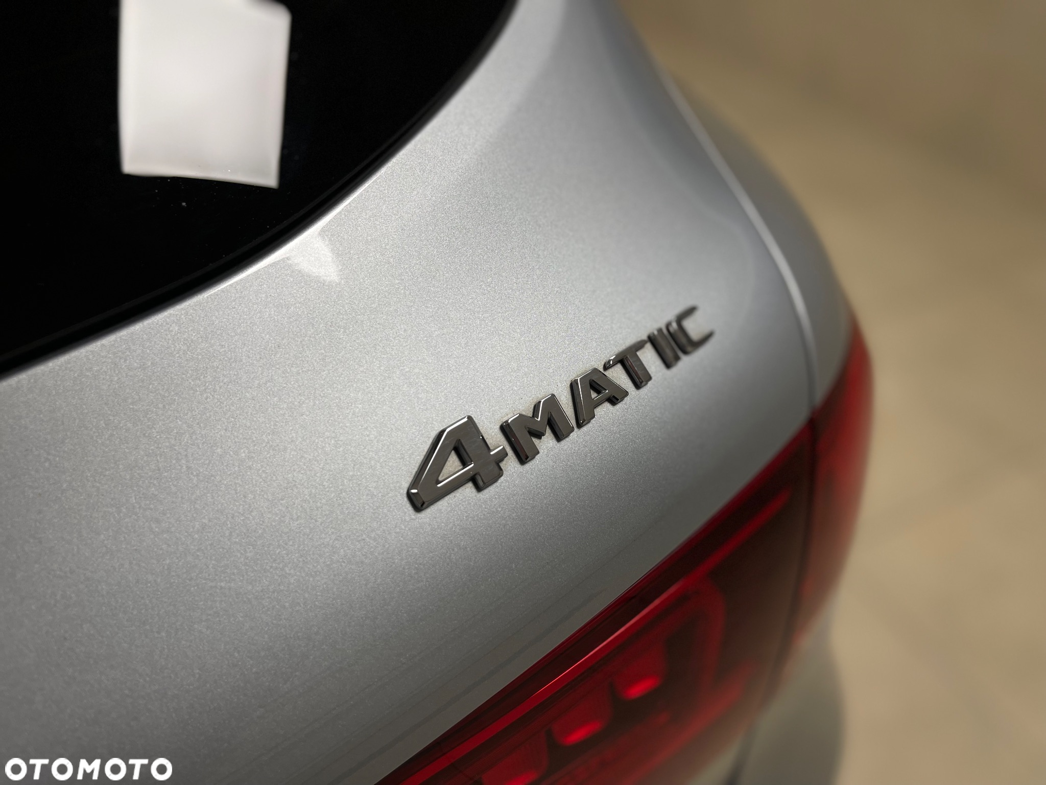 Mercedes-Benz GLC 300 d 4-Matic - 36