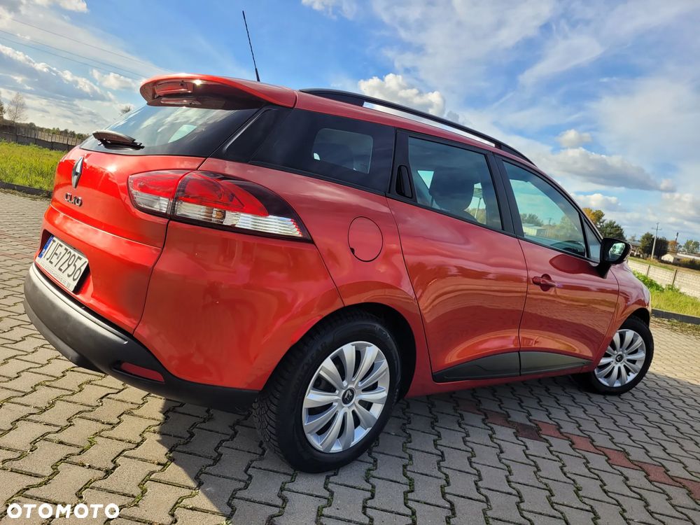 Renault Clio 1.2 16V 75 Collection - 8