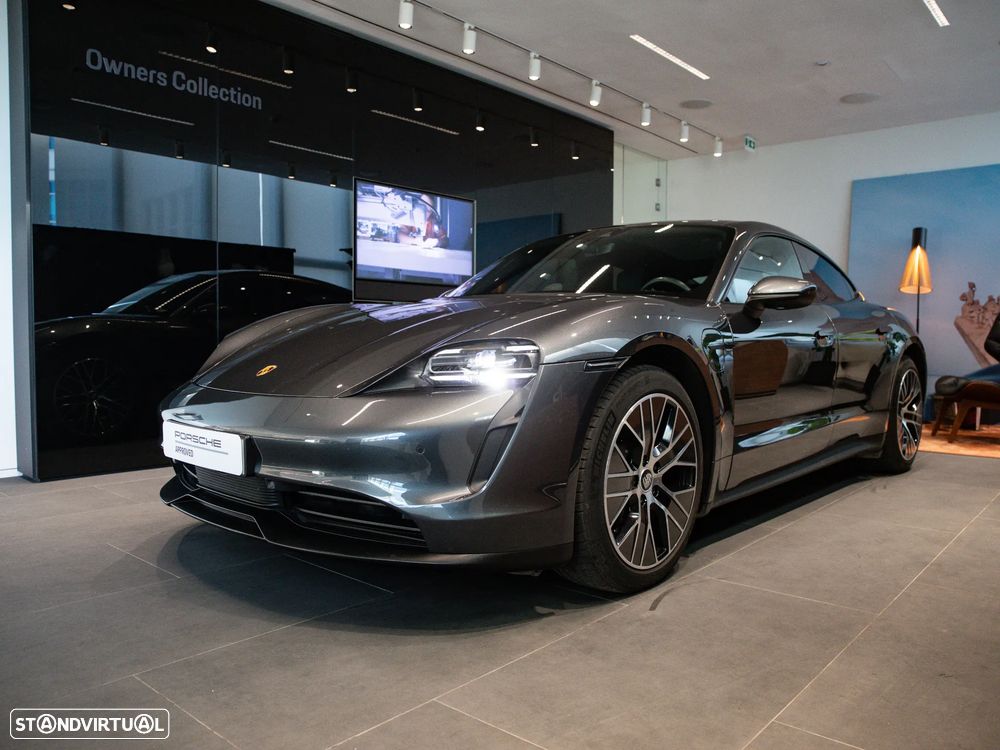 Porsche Taycan Standard - 3