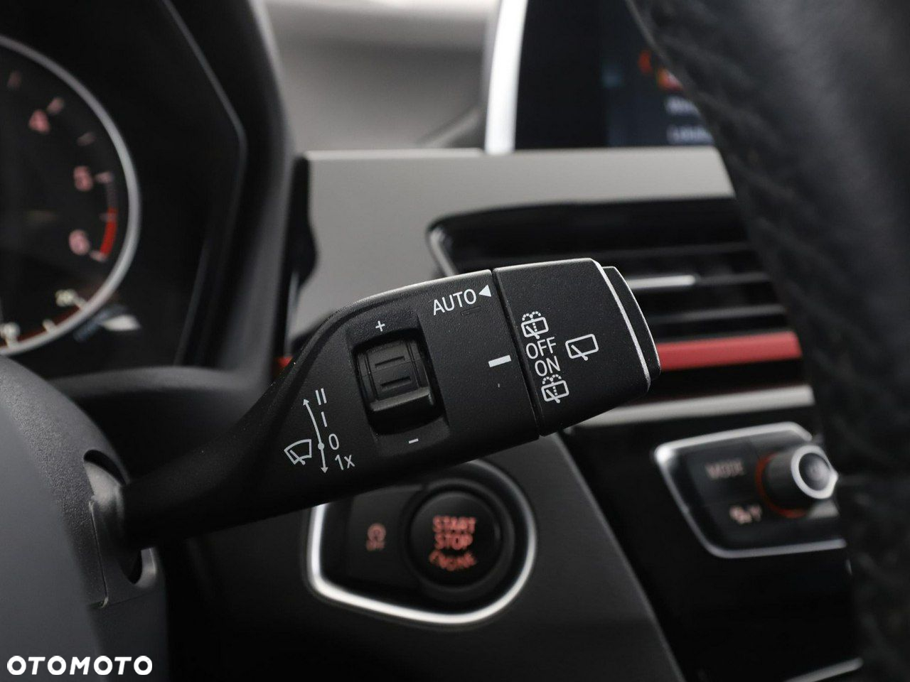 BMW X1 sDrive18d Sport Line - 32