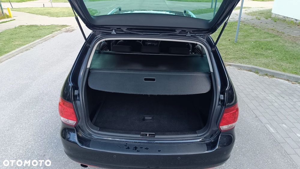 Volkswagen Golf 1.6 TDI DPF Comfortline - 18