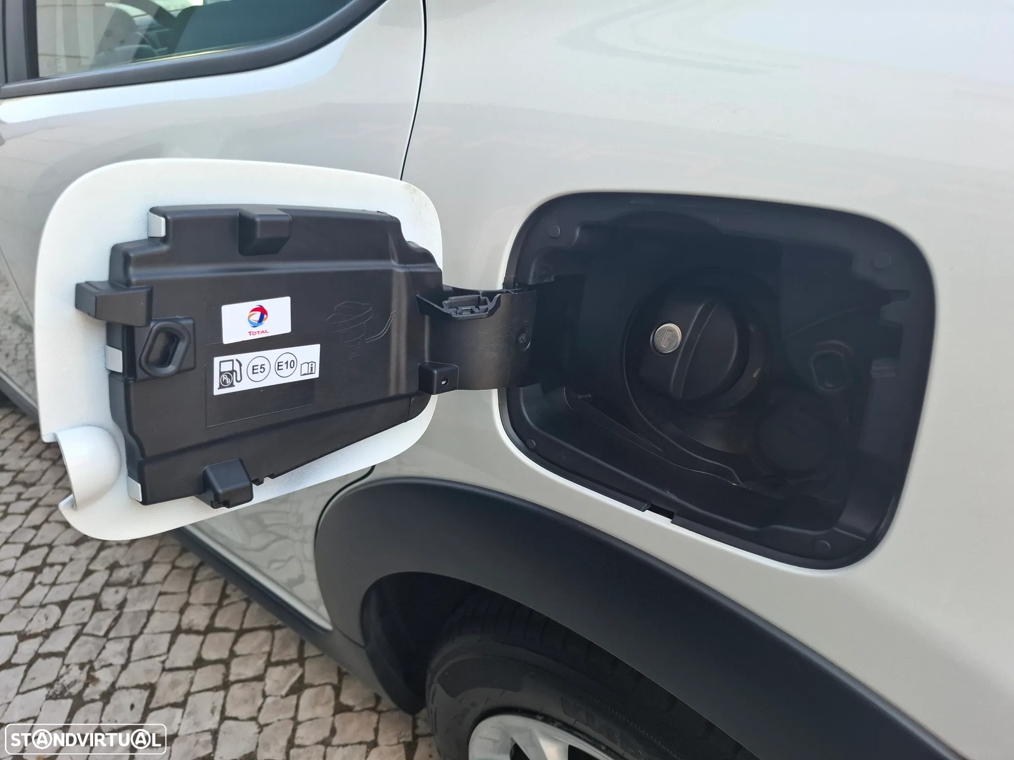 Citroën C3 1.2 PureTech Feel - 45