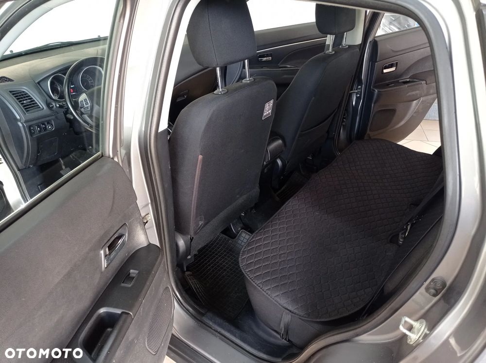 Mitsubishi ASX 1.6 Inform - 16