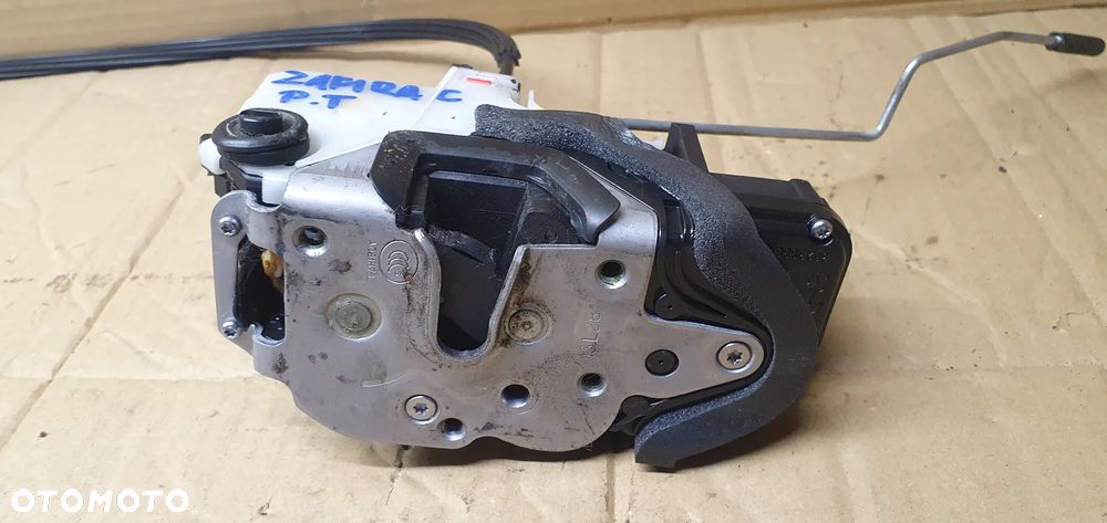 Zamek prawy tył tylny prawy 6 PIN Opel Zafira C 13579556 - 2