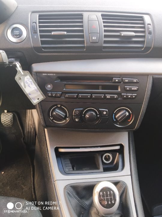 Bmw Serie 1 118D 2005 - 8